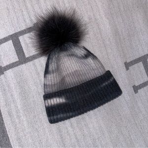 NWOT black grey tie dye knit fur pom knit hat